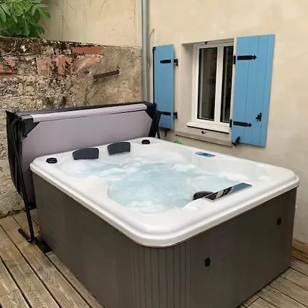 La Petite Maison De Justin - Jacuzzi Privatif Bagnères-de-Bigorre Buitenkant foto