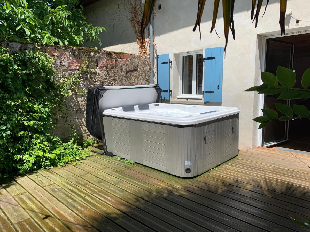 La Petite Maison De Justin - Jacuzzi Privatif * Bagnères-de-Bigorre
